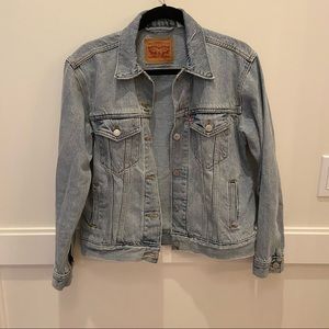 Levis jean jacket